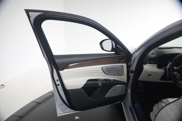 Used 2023 Maserati Grecale Modena for sale $44,900 at Miller Motorcars Aston Martin in Greenwich CT 06830 23