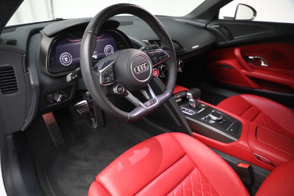 Used 2017 Audi R8 5.2 quattro V10 for sale Sold at Miller Motorcars Aston Martin in Greenwich CT 06830 13