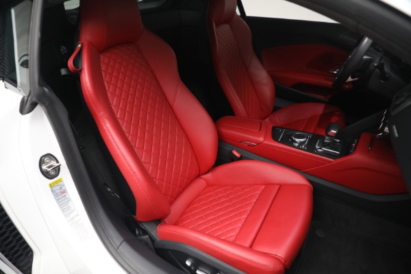 Used 2017 Audi R8 5.2 quattro V10 for sale Sold at Miller Motorcars Aston Martin in Greenwich CT 06830 18