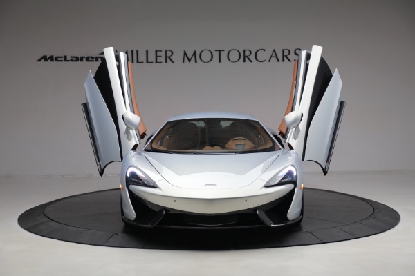 Used 2017 McLaren 570S for sale $166,900 at Aston Martin of Greenwich in Greenwich CT 06830 13