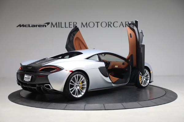 Used 2017 McLaren 570S for sale $166,900 at Aston Martin of Greenwich in Greenwich CT 06830 16