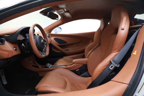 Used 2017 McLaren 570S for sale $166,900 at Aston Martin of Greenwich in Greenwich CT 06830 19