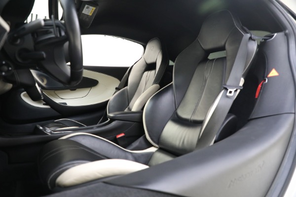 Used 2017 McLaren 570S for sale Call for price at Aston Martin of Greenwich in Greenwich CT 06830 20