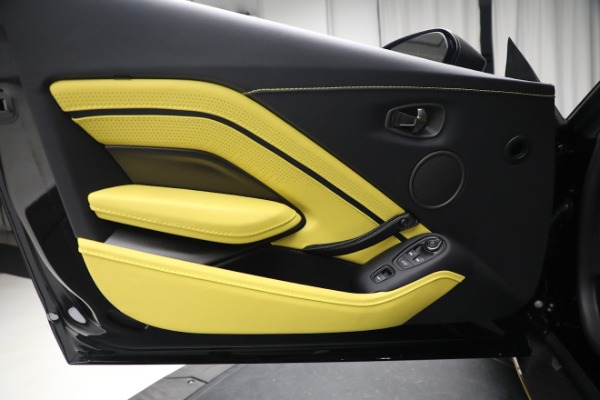 Used 2023 Aston Martin Vantage V12 for sale $412,286 at Aston Martin of Greenwich in Greenwich CT 06830 25