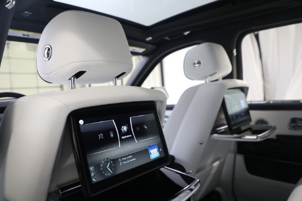 Used 2020 Rolls-Royce Cullinan for sale $305,900 at Aston Martin of Greenwich in Greenwich CT 06830 22