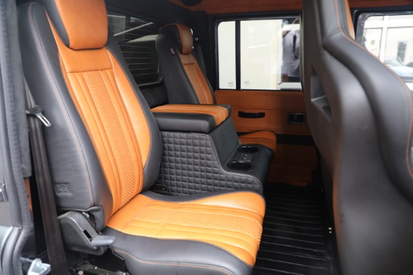 Used 1983 Land Rover Defender 110 Double Cab 6x6 Edition for sale $399,900 at Aston Martin of Greenwich in Greenwich CT 06830 15