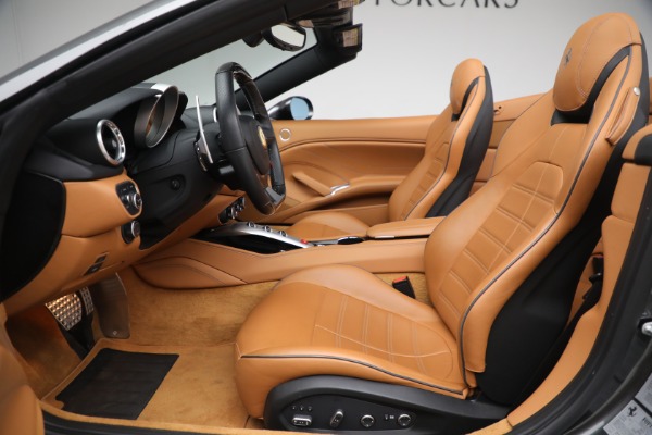 Used 2017 Ferrari California T for sale $151,900 at Miller Motorcars Aston Martin in Greenwich CT 06830 16