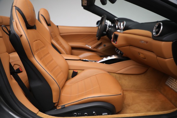Used 2017 Ferrari California T for sale $151,900 at Miller Motorcars Aston Martin in Greenwich CT 06830 23