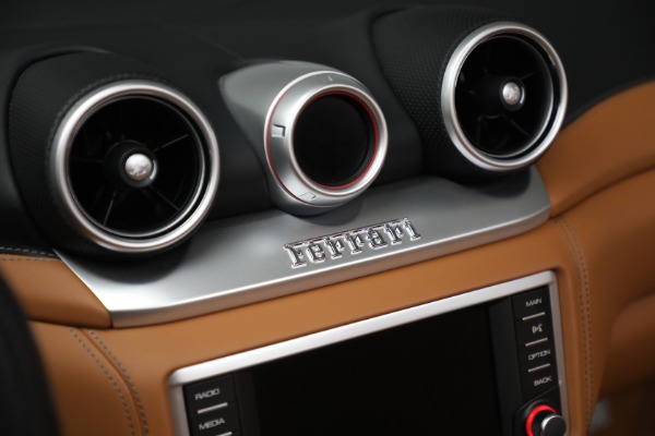 Used 2017 Ferrari California T for sale $151,900 at Miller Motorcars Aston Martin in Greenwich CT 06830 26