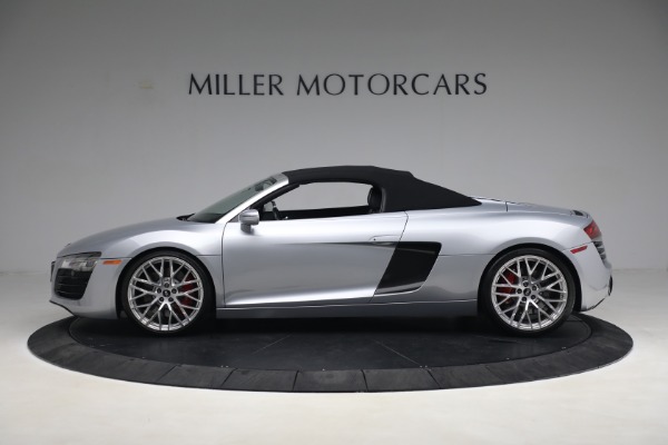 Used 2015 Audi R8 4.2 quattro Spyder for sale $149,900 at Aston Martin of Greenwich in Greenwich CT 06830 14