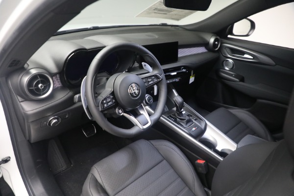New 2024 Alfa Romeo Tonale Veloce for sale Sold at Miller Motorcars Aston Martin in Greenwich CT 06830 19