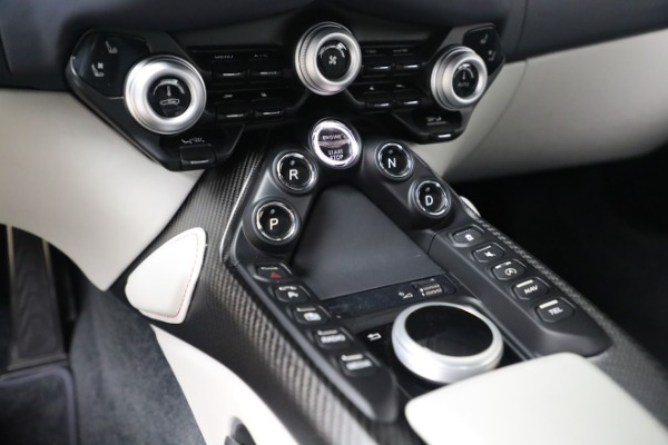 New 2023 Aston Martin Vantage V8 for sale $195,586 at Aston Martin of Greenwich in Greenwich CT 06830 17