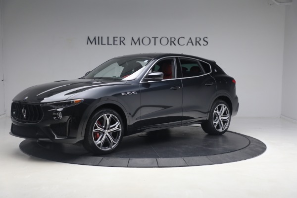 Used 2019 Maserati Levante Trofeo for sale $81,900 at Aston Martin of Greenwich in Greenwich CT 06830 3