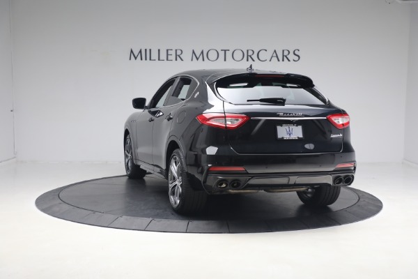 Used 2019 Maserati Levante Trofeo for sale $81,900 at Aston Martin of Greenwich in Greenwich CT 06830 9
