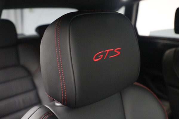 Used 2022 Porsche Macan GTS for sale $82,900 at Aston Martin of Greenwich in Greenwich CT 06830 23