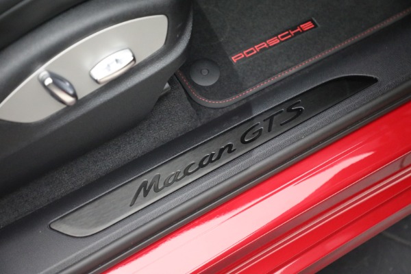 Used 2022 Porsche Macan GTS for sale $82,900 at Aston Martin of Greenwich in Greenwich CT 06830 25