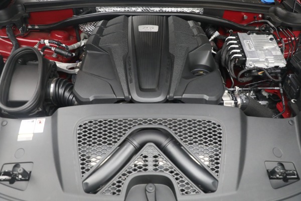 Used 2022 Porsche Macan GTS for sale $82,900 at Aston Martin of Greenwich in Greenwich CT 06830 26