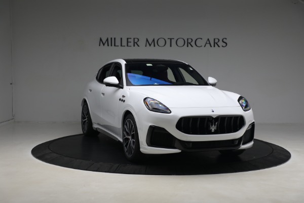 Used 2023 Maserati Grecale Trofeo for sale Sold at Aston Martin of Greenwich in Greenwich CT 06830 12