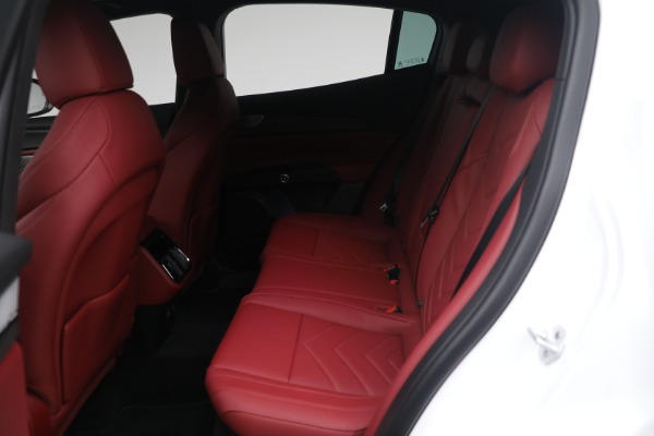 Used 2023 Maserati Grecale Trofeo for sale Sold at Aston Martin of Greenwich in Greenwich CT 06830 19