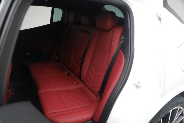 Used 2023 Maserati Grecale Trofeo for sale Sold at Aston Martin of Greenwich in Greenwich CT 06830 21