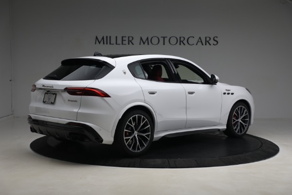 Used 2023 Maserati Grecale Trofeo for sale Sold at Aston Martin of Greenwich in Greenwich CT 06830 5