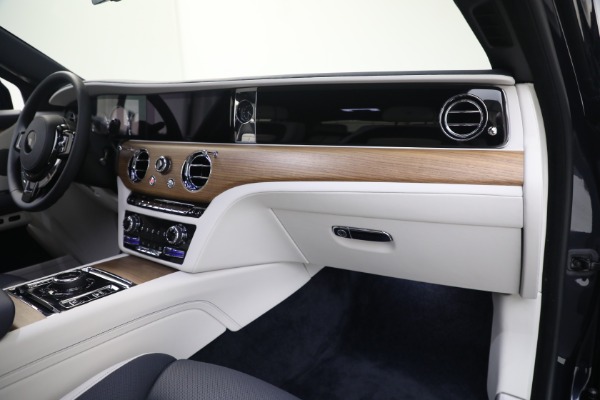 Used 2021 Rolls-Royce Ghost for sale $299,900 at Aston Martin of Greenwich in Greenwich CT 06830 20