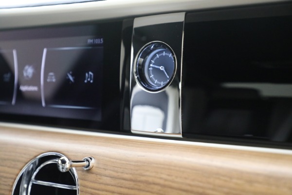 Used 2021 Rolls-Royce Ghost for sale $299,900 at Aston Martin of Greenwich in Greenwich CT 06830 27