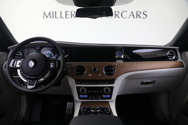 Used 2021 Rolls-Royce Ghost for sale $299,900 at Aston Martin of Greenwich in Greenwich CT 06830 4
