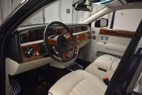 Used 2011 Rolls-Royce Phantom for sale Sold at Aston Martin of Greenwich in Greenwich CT 06830 10