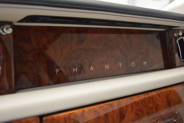 Used 2011 Rolls-Royce Phantom for sale Sold at Aston Martin of Greenwich in Greenwich CT 06830 15