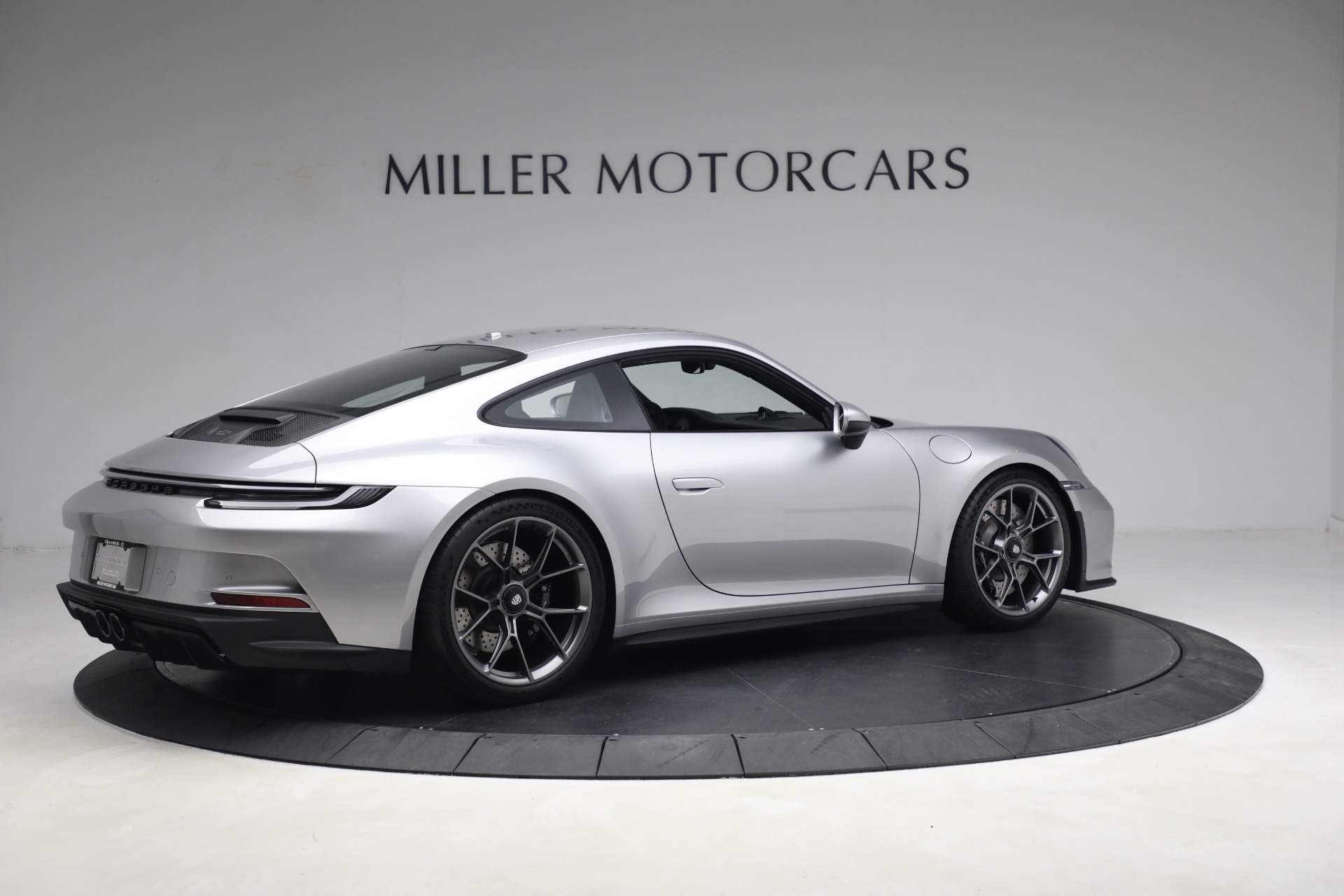 MINI GT Porsche 911 GT3 Touring アガテグレー Mini GT Porsche 911 (992) GT3 Touring Agate Grey Metallic 1