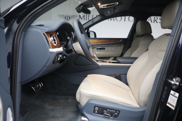 Used 2023 Bentley Bentayga EWB Azure V8 for sale $267,900 at Aston Martin of Greenwich in Greenwich CT 06830 14