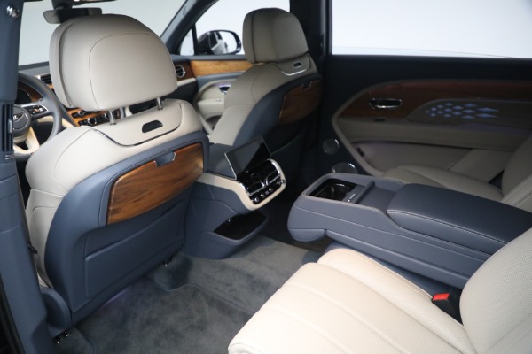 Used 2023 Bentley Bentayga EWB Azure V8 for sale $267,900 at Aston Martin of Greenwich in Greenwich CT 06830 16