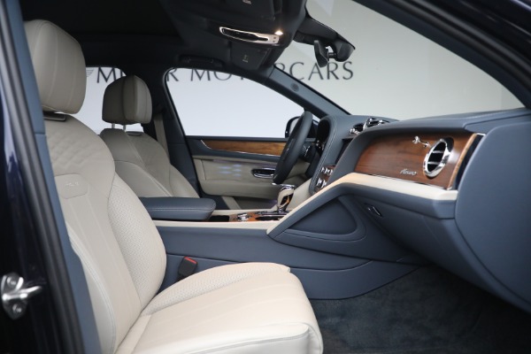 Used 2023 Bentley Bentayga EWB Azure V8 for sale $267,900 at Aston Martin of Greenwich in Greenwich CT 06830 22