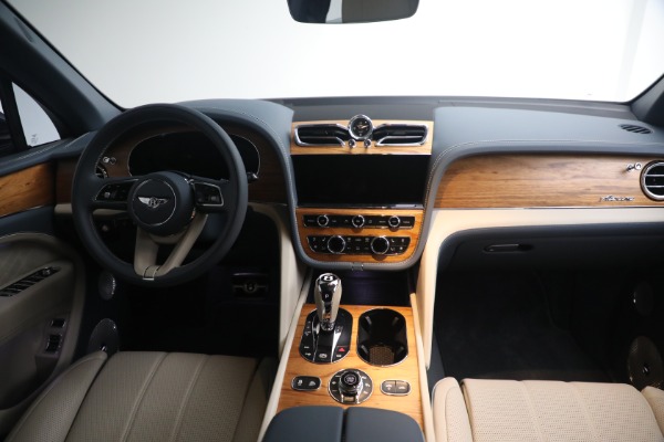 Used 2023 Bentley Bentayga EWB Azure V8 for sale $267,900 at Aston Martin of Greenwich in Greenwich CT 06830 25