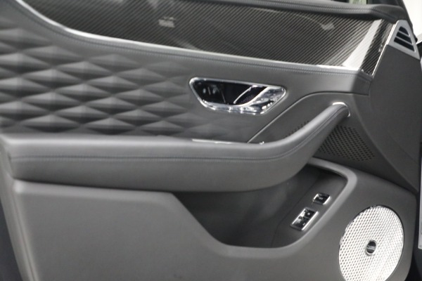 Used 2022 Bentley Flying Spur V8 for sale Sold at Miller Motorcars Aston Martin in Greenwich CT 06830 21