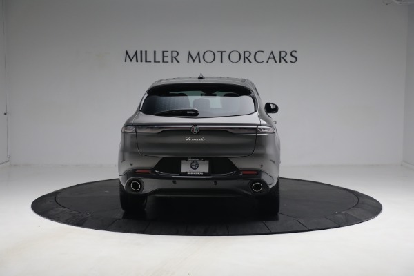 Used 2024 Alfa Romeo Tonale Hybrid Veloce for sale $28,900 at Miller Motorcars Aston Martin in Greenwich CT 06830 10
