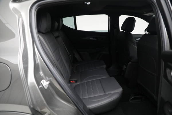 Used 2024 Alfa Romeo Tonale Hybrid Veloce for sale $28,900 at Miller Motorcars Aston Martin in Greenwich CT 06830 24