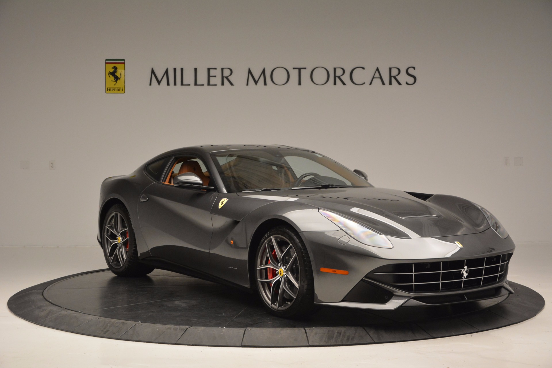 【シークレット】Ferrari F12 Berlinetta Pre-Owned 2014 Ferrari F12 Berlinetta For Sale (Special