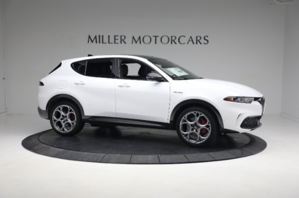 New 2024 Alfa Romeo Tonale Veloce for sale Sold at Miller Motorcars Aston Martin in Greenwich CT 06830 14