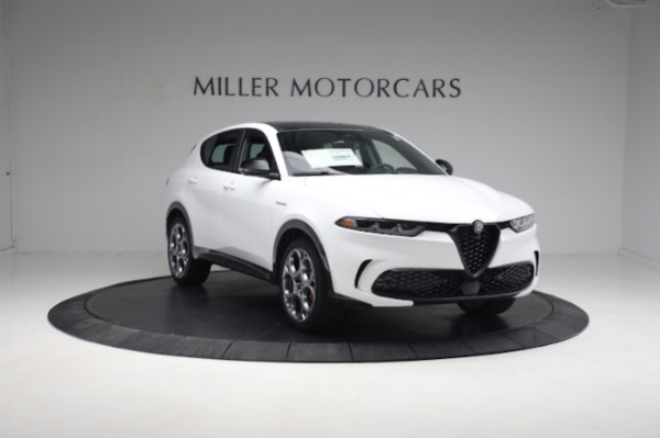 New 2024 Alfa Romeo Tonale Veloce for sale Sold at Miller Motorcars Aston Martin in Greenwich CT 06830 16