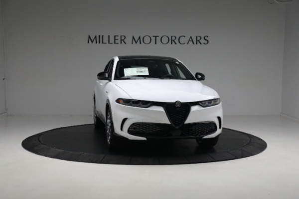 New 2024 Alfa Romeo Tonale Veloce for sale Sold at Miller Motorcars Aston Martin in Greenwich CT 06830 17