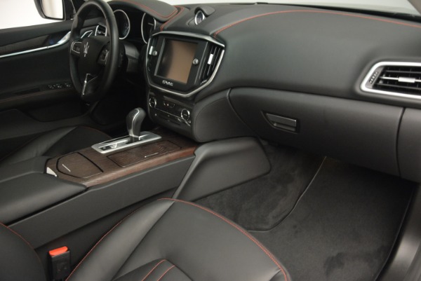 Used 2016 Maserati Ghibli S Q4 EX- LOANER for sale Sold at Aston Martin of Greenwich in Greenwich CT 06830 19