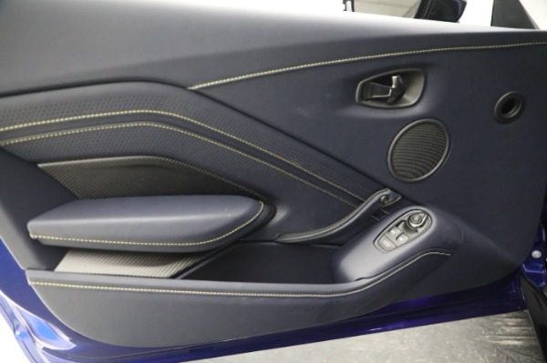 New 2023 Aston Martin Vantage V8 for sale $203,286 at Aston Martin of Greenwich in Greenwich CT 06830 17