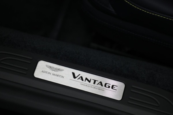 New 2023 Aston Martin Vantage V8 for sale $203,286 at Aston Martin of Greenwich in Greenwich CT 06830 18