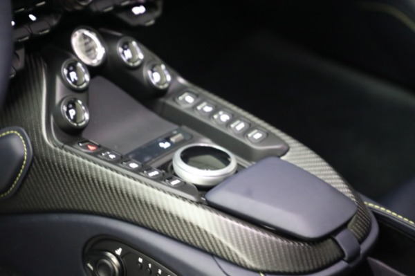 New 2023 Aston Martin Vantage V8 for sale $203,286 at Aston Martin of Greenwich in Greenwich CT 06830 19