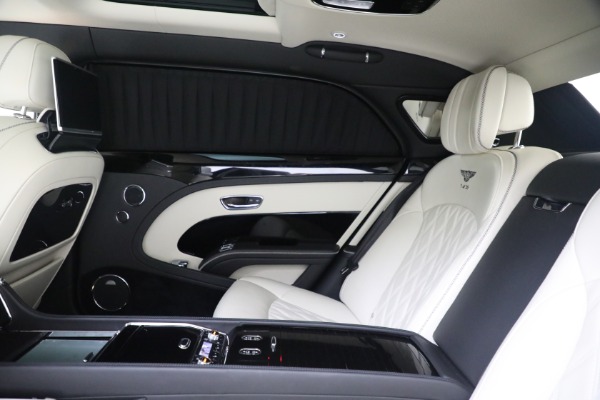 Used 2017 Bentley Mulsanne Extended Wheelbase for sale Sold at Aston Martin of Greenwich in Greenwich CT 06830 26