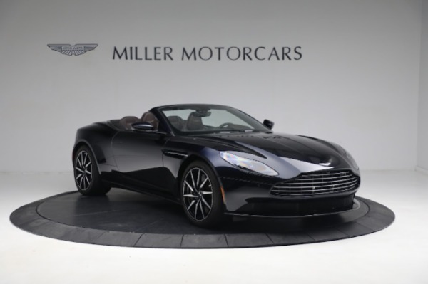 Used 2020 Aston Martin DB11 Volante for sale $148,900 at Aston Martin of Greenwich in Greenwich CT 06830 10