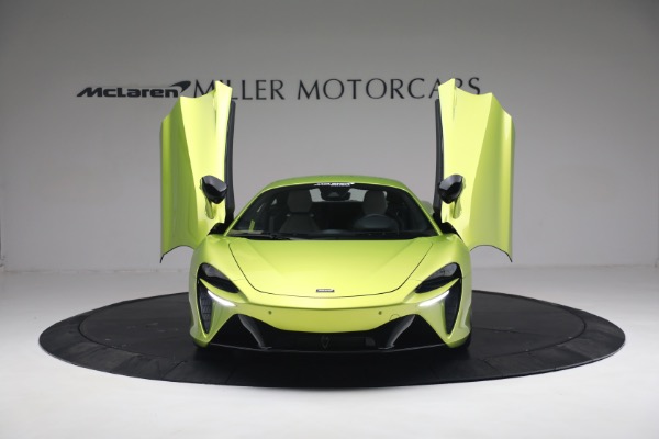New 2023 McLaren Artura Vision for sale Call for price at Aston Martin of Greenwich in Greenwich CT 06830 13