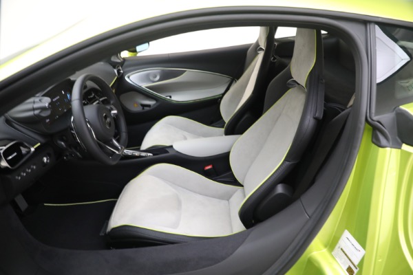 New 2023 McLaren Artura Vision for sale Sold at Aston Martin of Greenwich in Greenwich CT 06830 18
